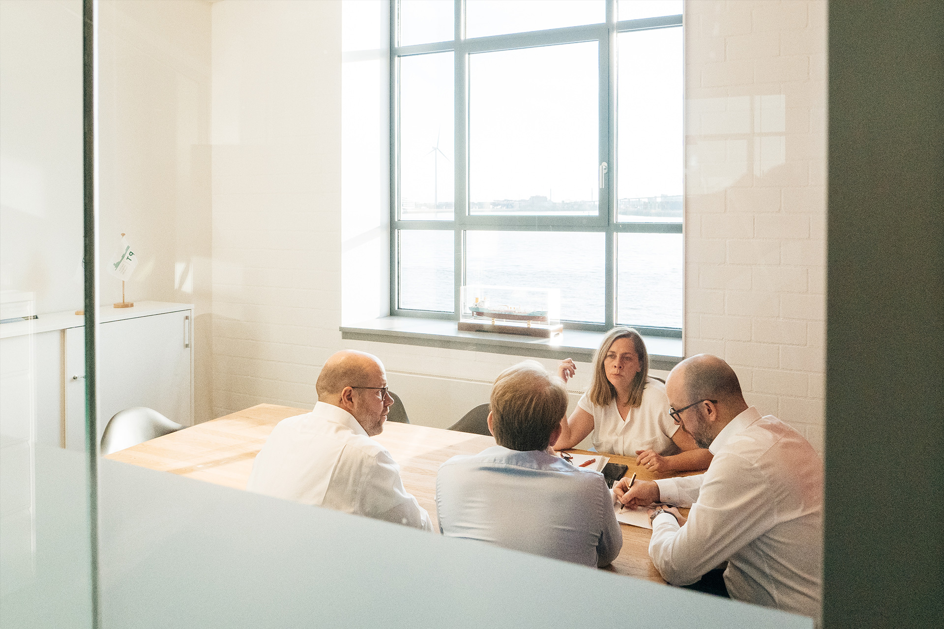 Office-HMC-Meeting-02